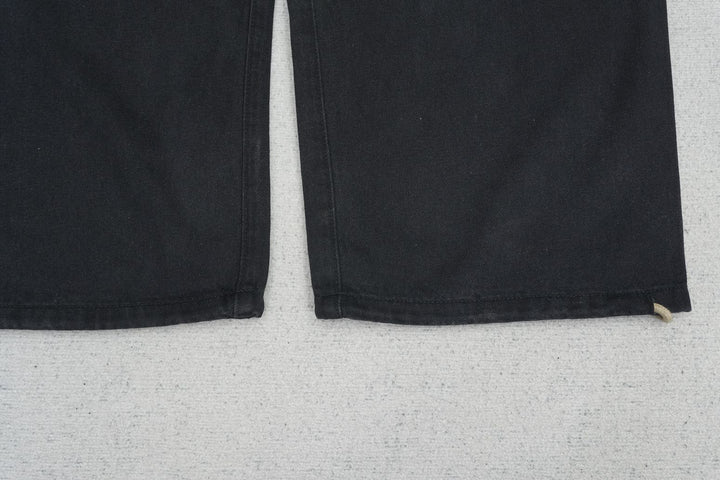 F - SWEATPANTS