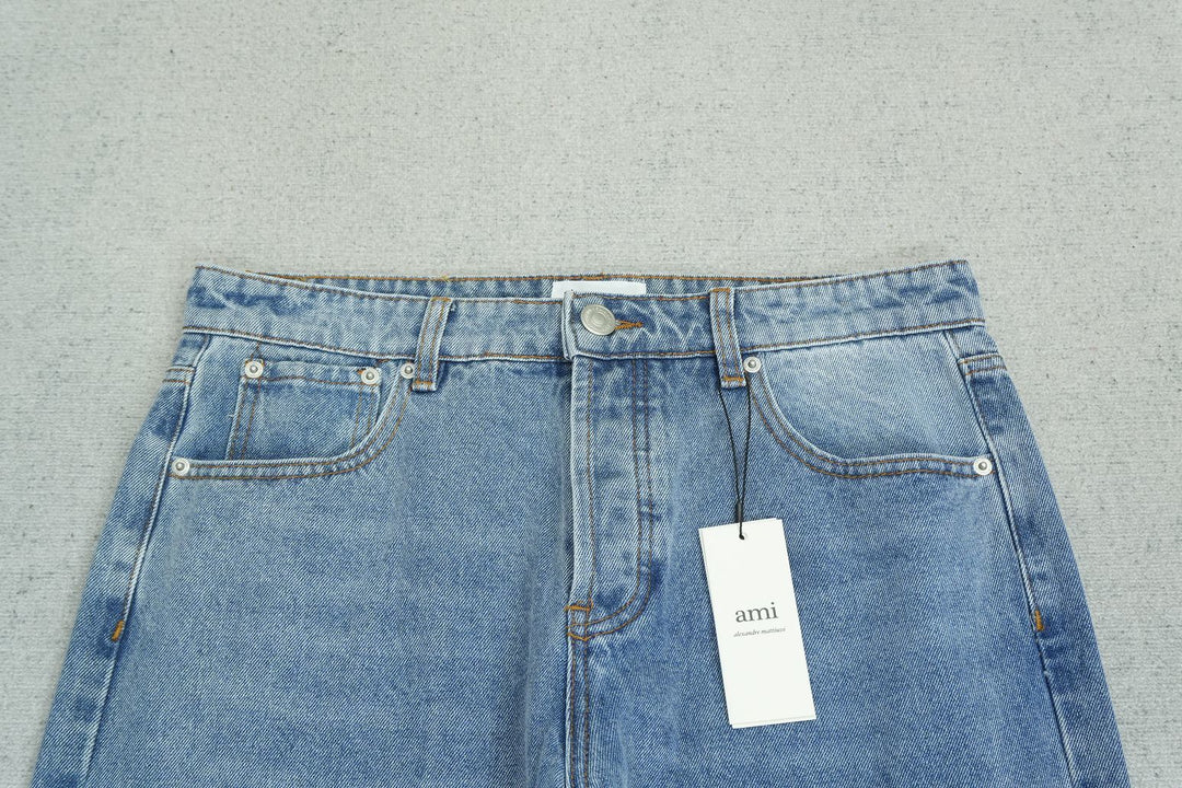 A - JEANS