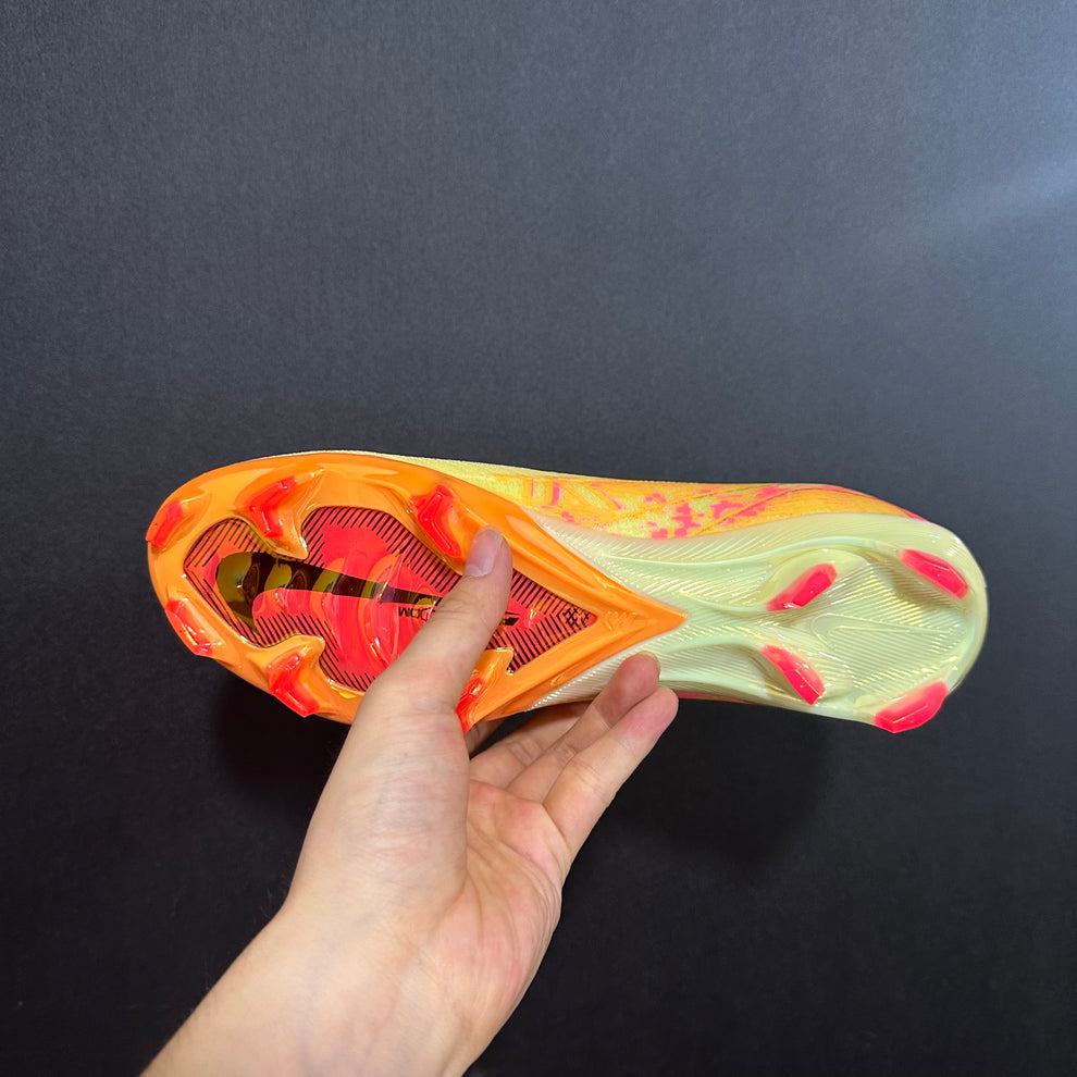 M - FUSSBALLSCHUHE
