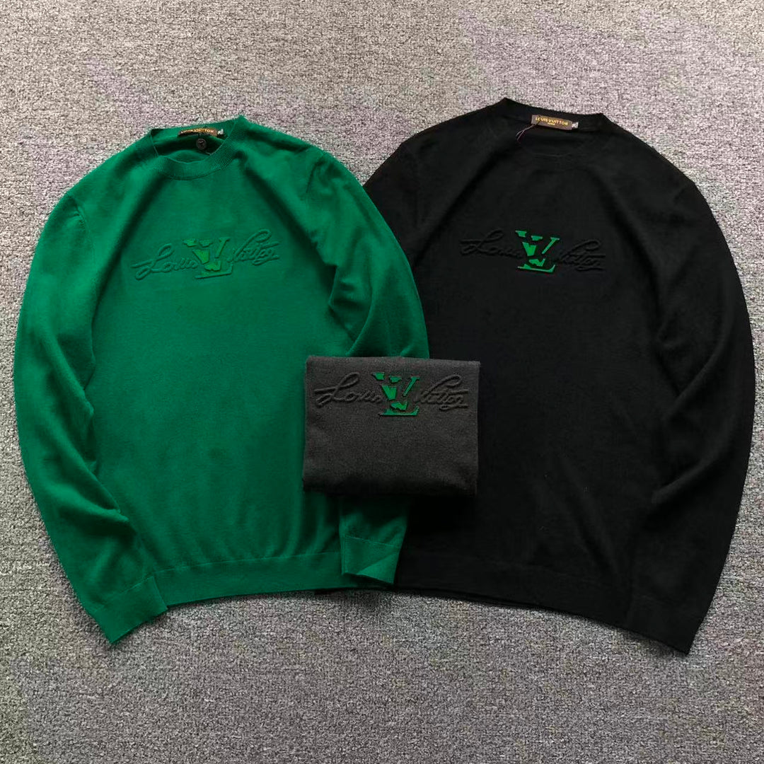 L - SWEATER