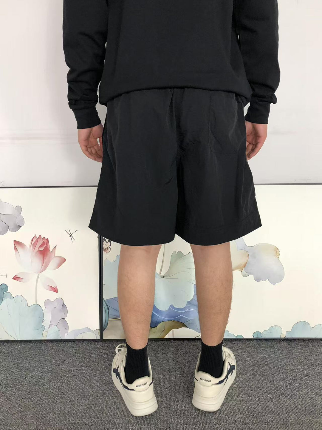 U - SHORTS