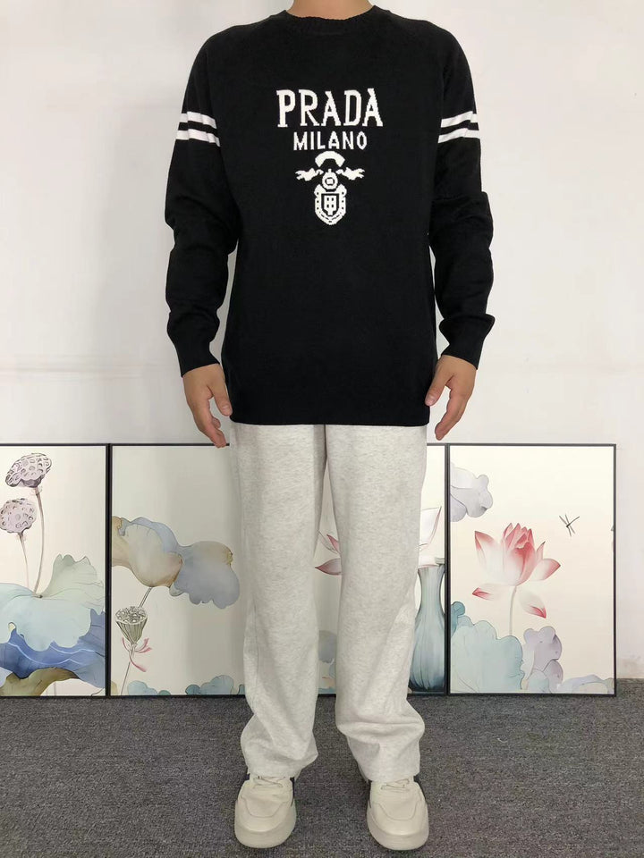 P - SWEATER