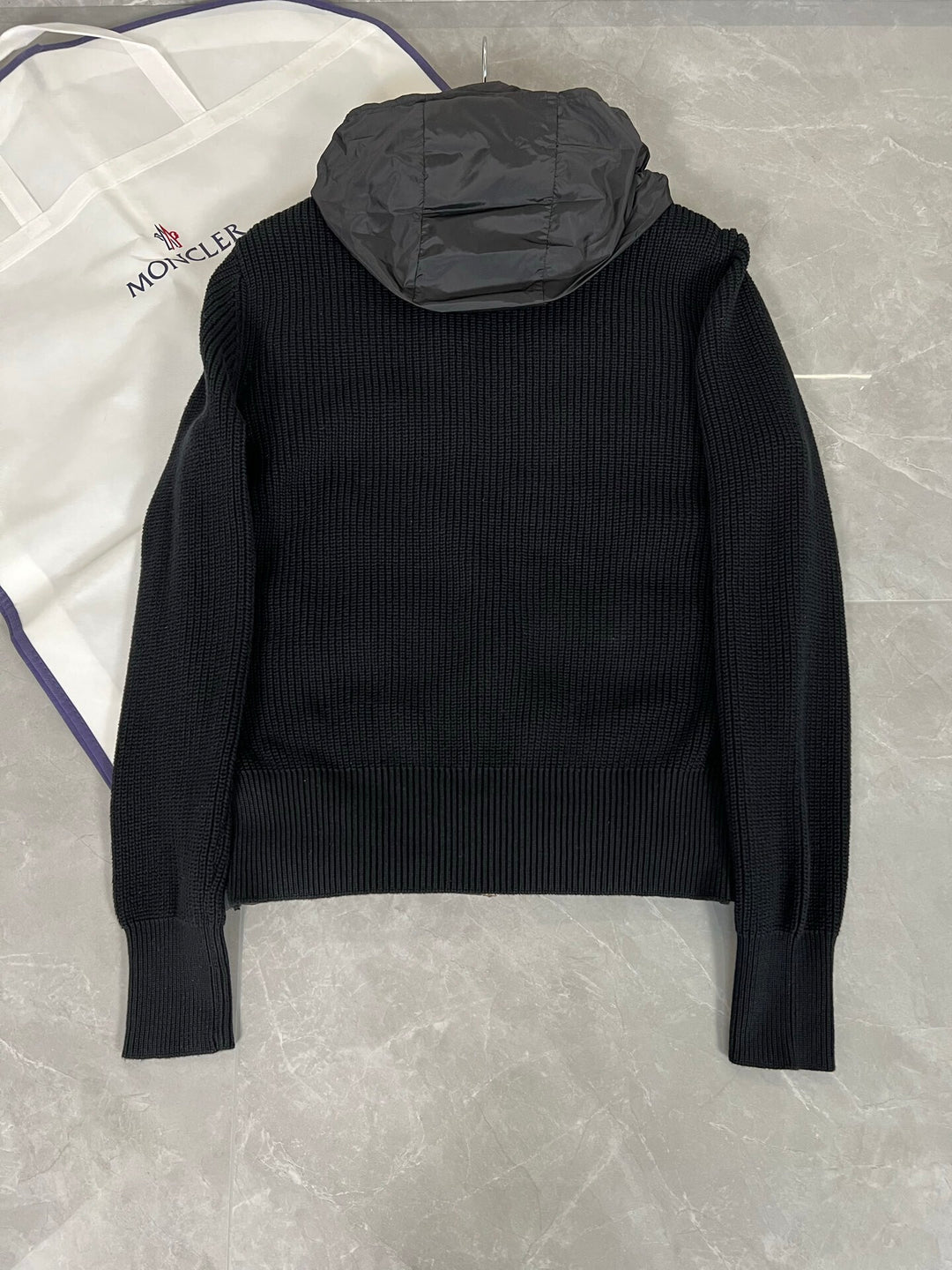 P - CARDIGAN
