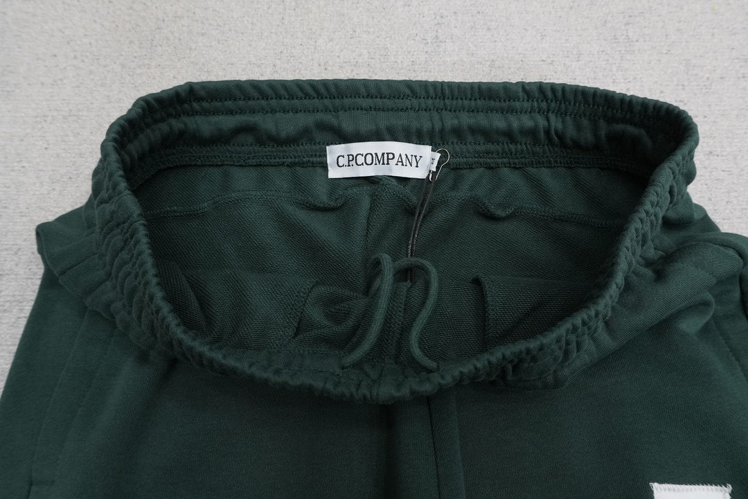 C - SWEATPANTS