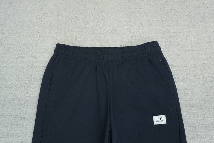 C - SWEATPANTS