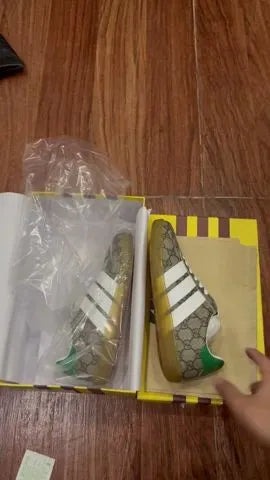 GG - SNEAKERS