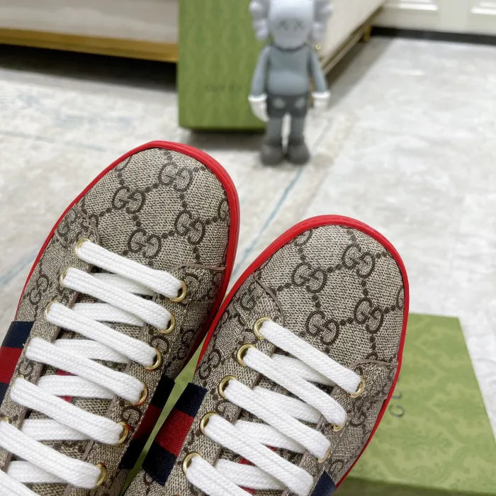 GG - SNEAKERS