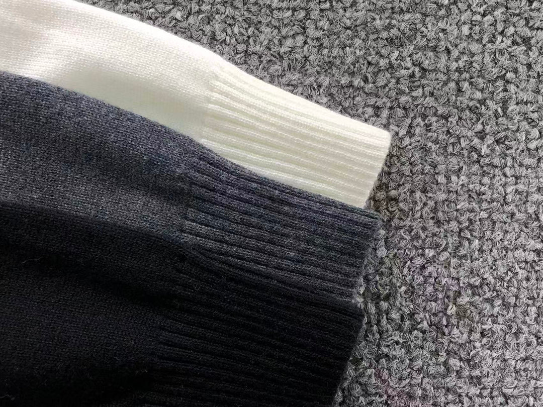 B - SWEATER
