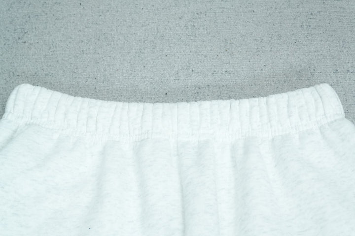 B - SWEATPANTS