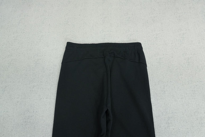 C - SWEATPANTS