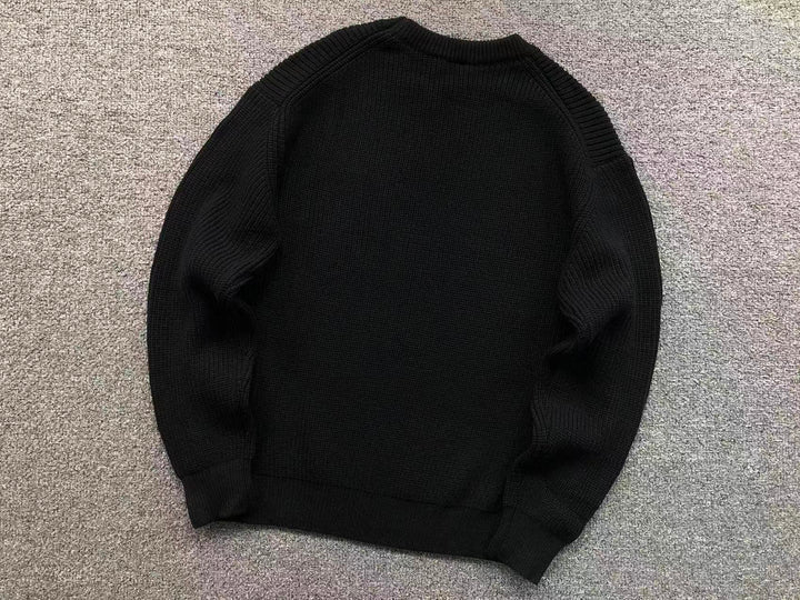 B - SWEATER