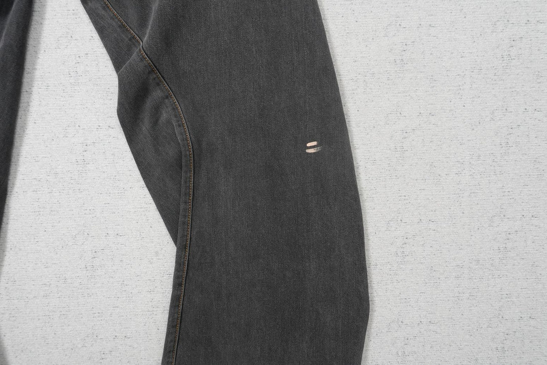 C - JEANS