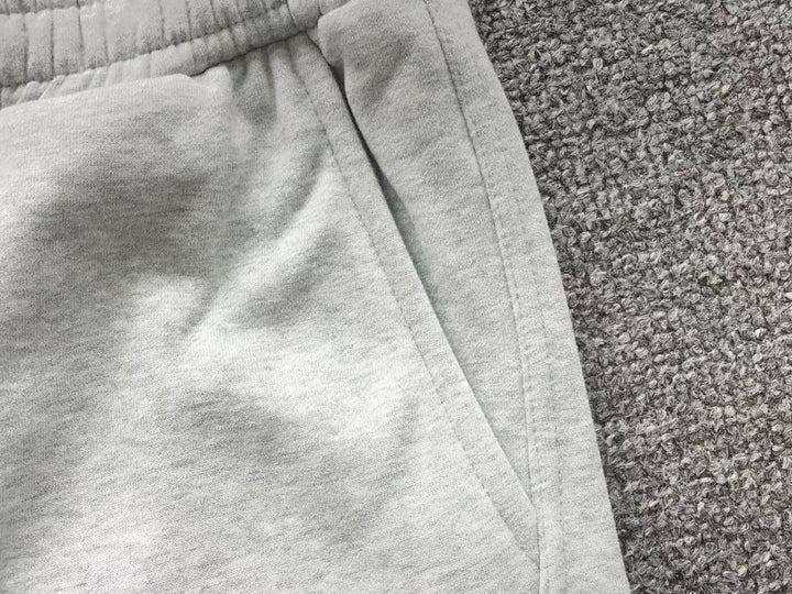 M - SHORTS