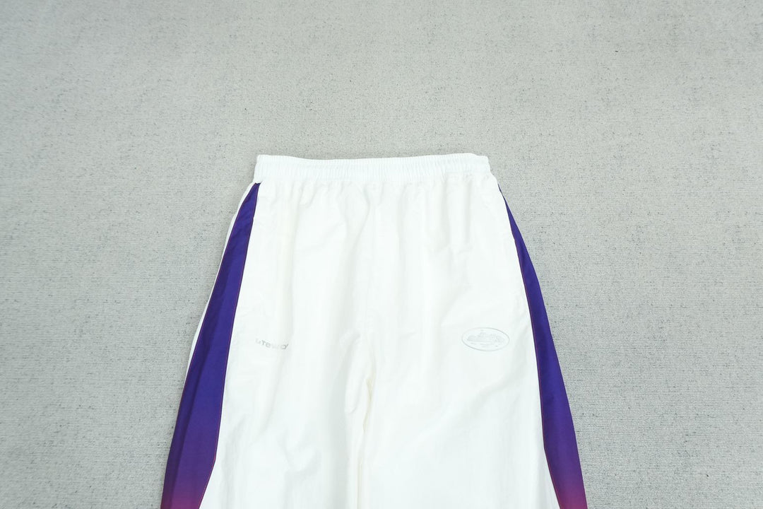 C - SWEATPANTS