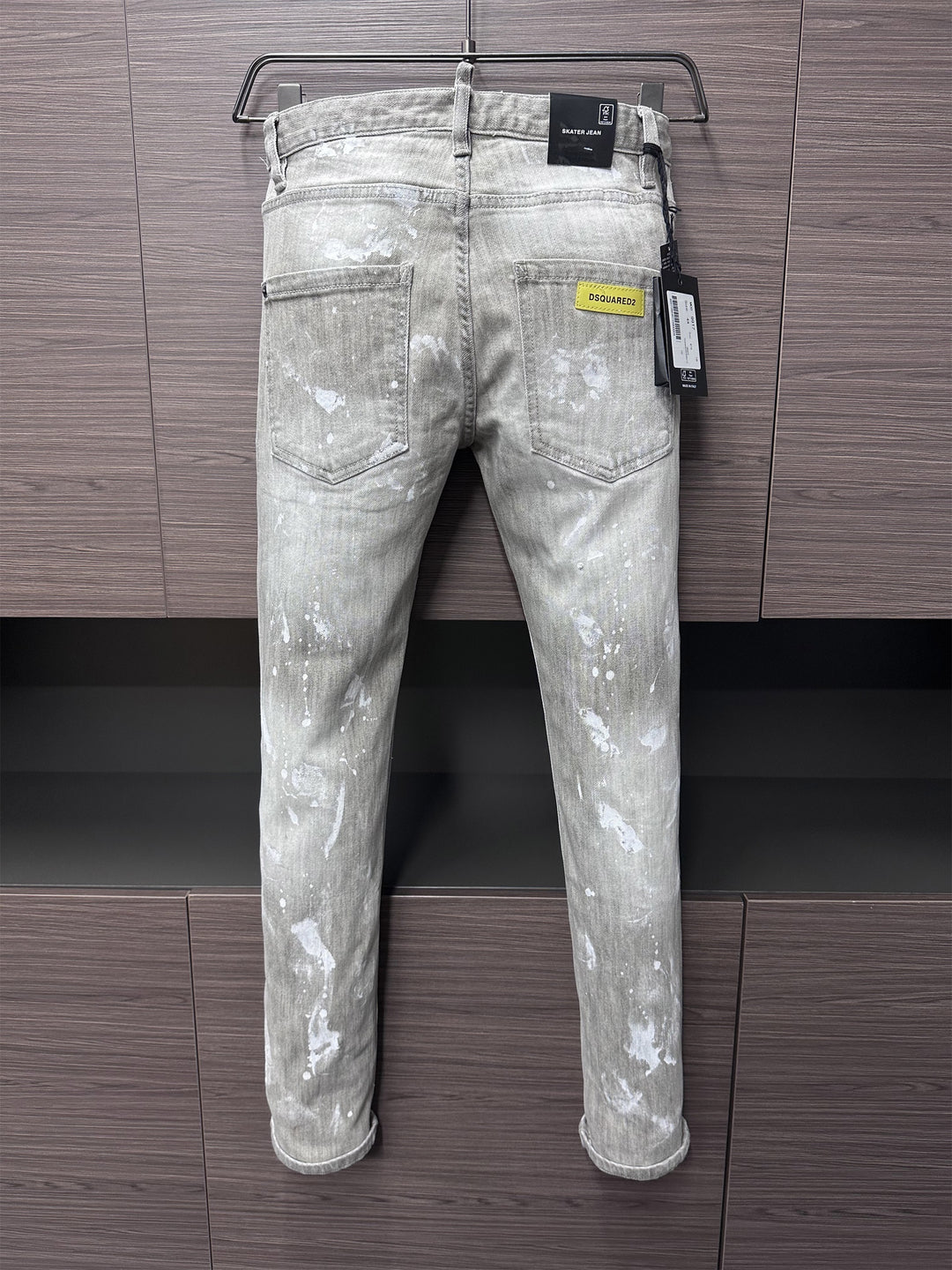 D - JEANS