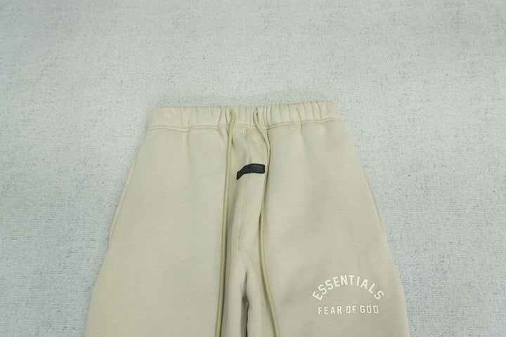 F - SWEATPANTS