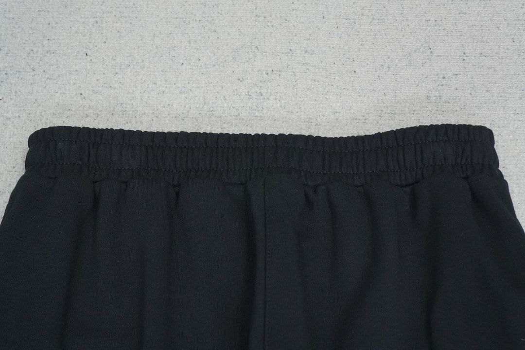 C - SWEATPANTS
