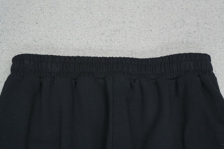 C - SWEATPANTS