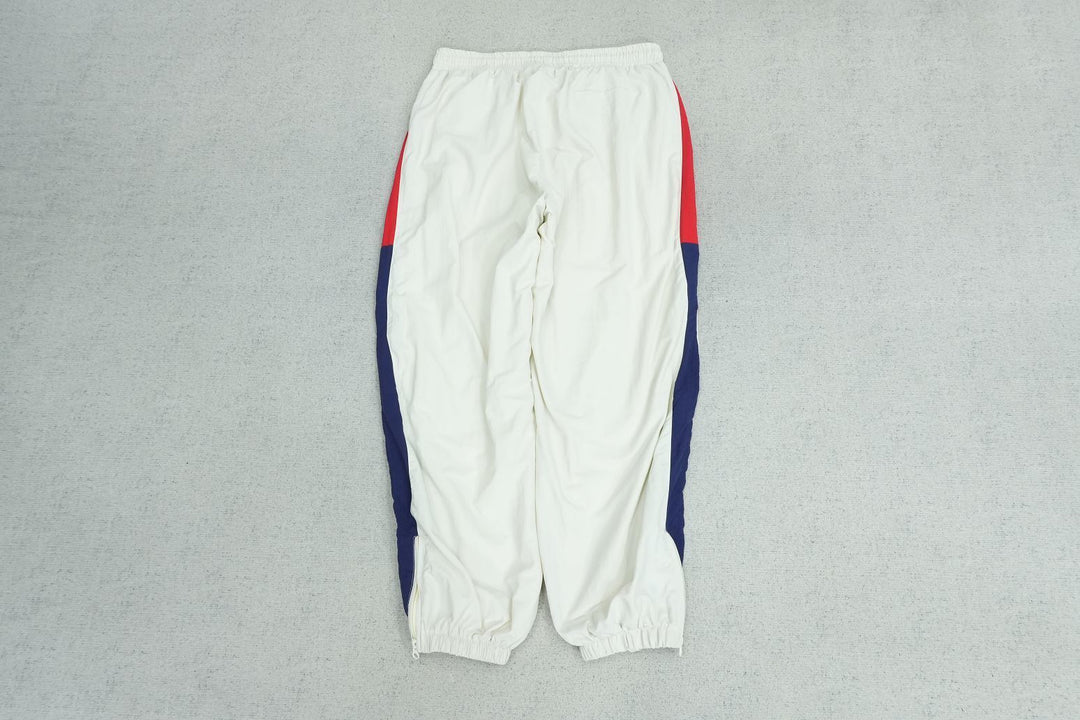 C - SWEATPANTS
