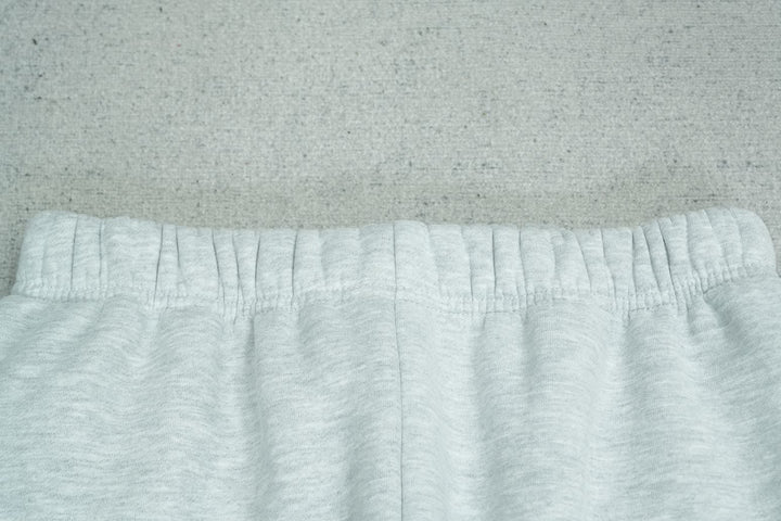B - SWEATPANTS
