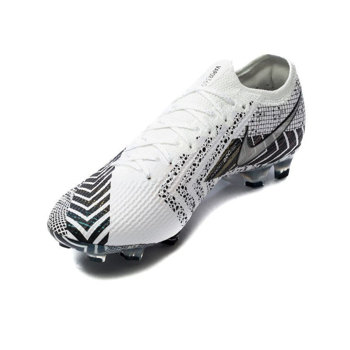 M - FUSSBALLSCHUHE