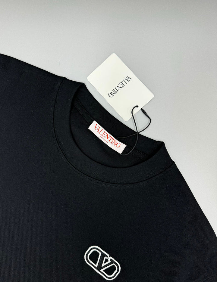 V - TSHIRT