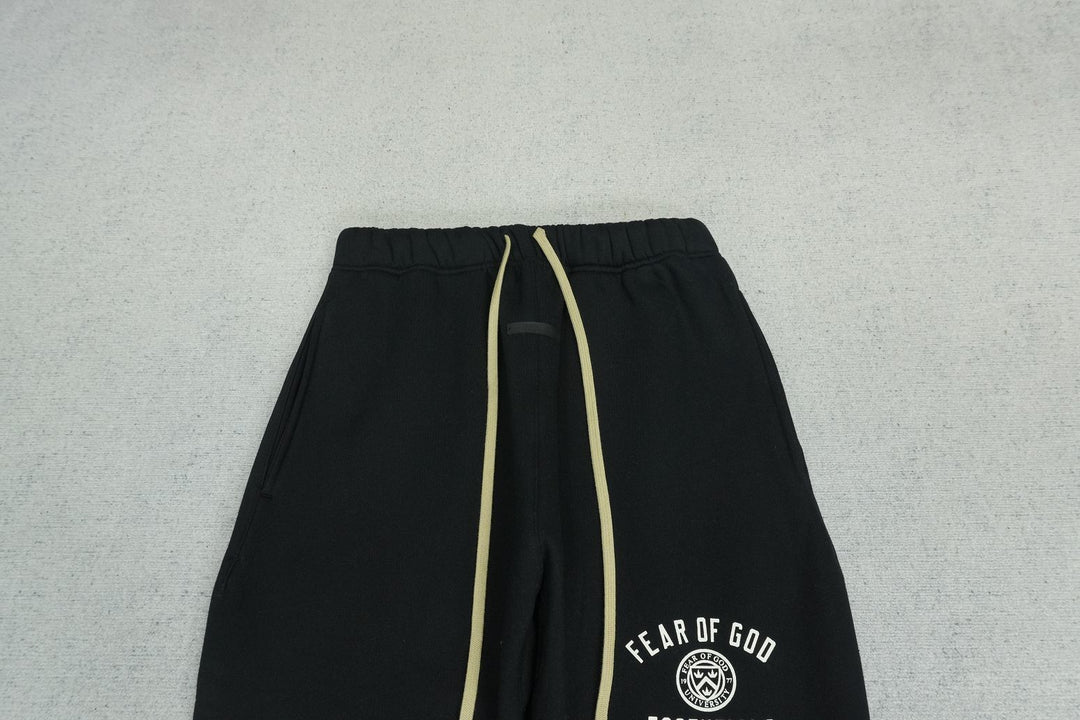 F - SWEATPANTS
