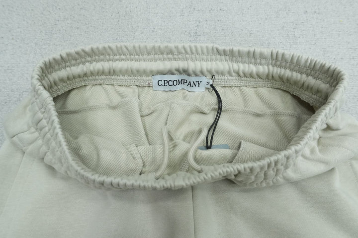 C - SWEATPANTS