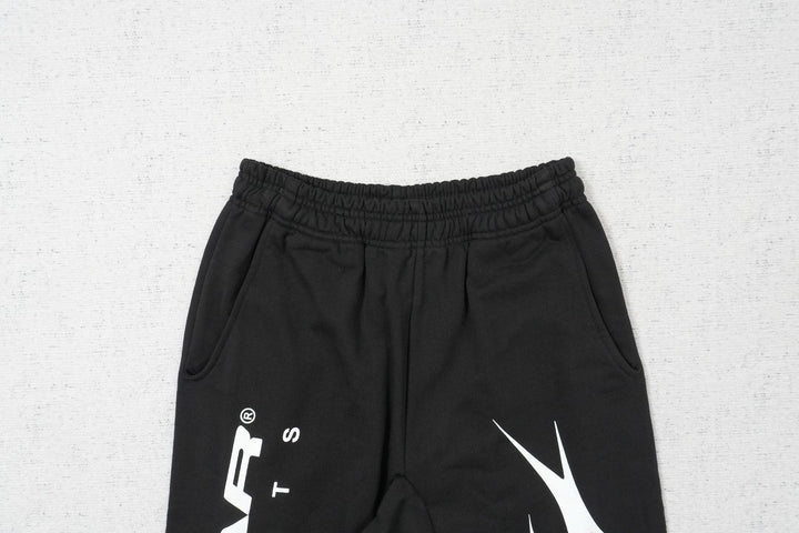 H - SWEATPANTS