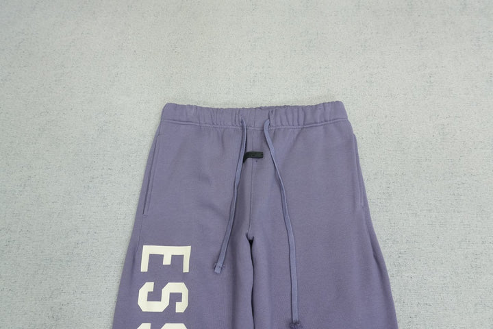 F - SWEATPANTS
