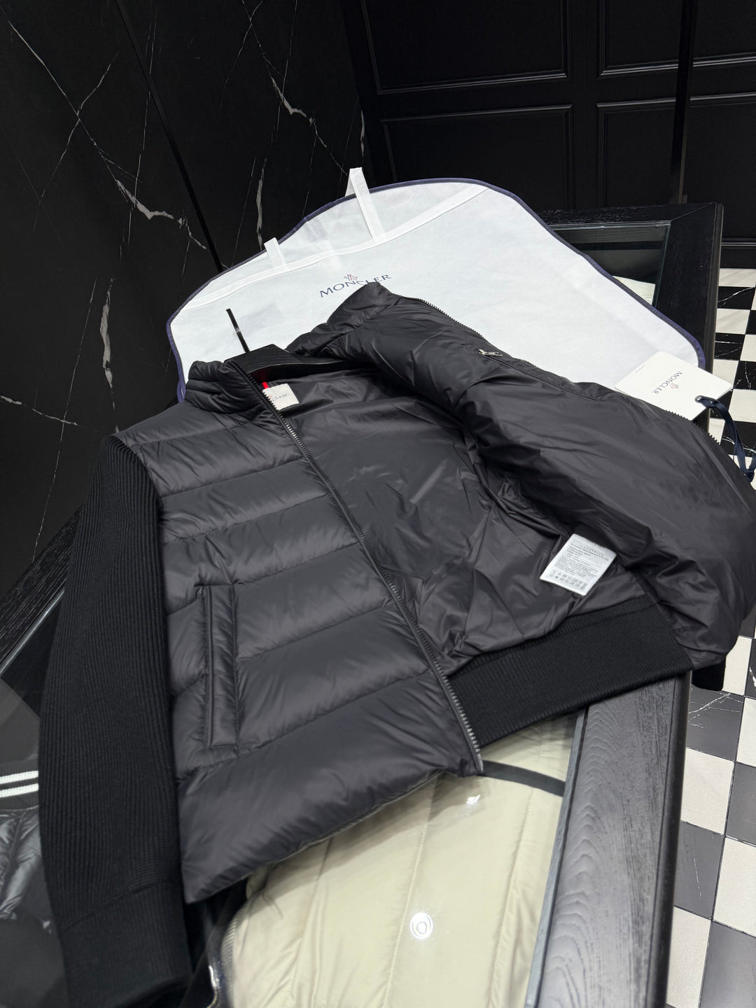 V - CARDIGAN
