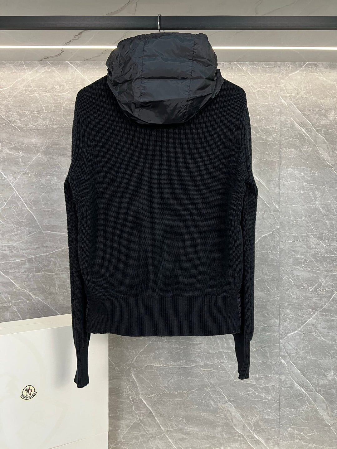 P - CARDIGAN