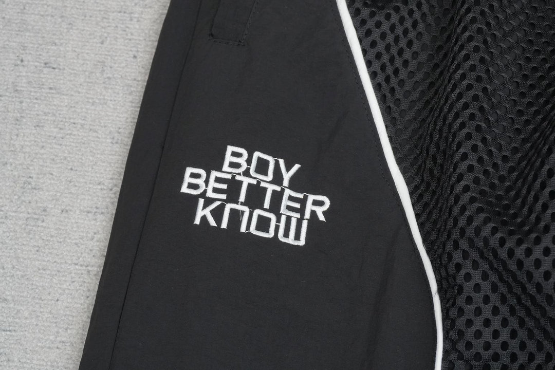 C - SWEATPANTS