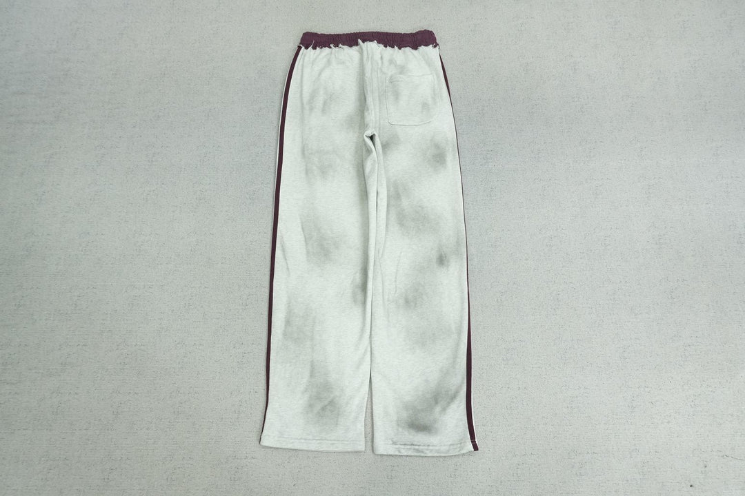 V - SWEATPANTS