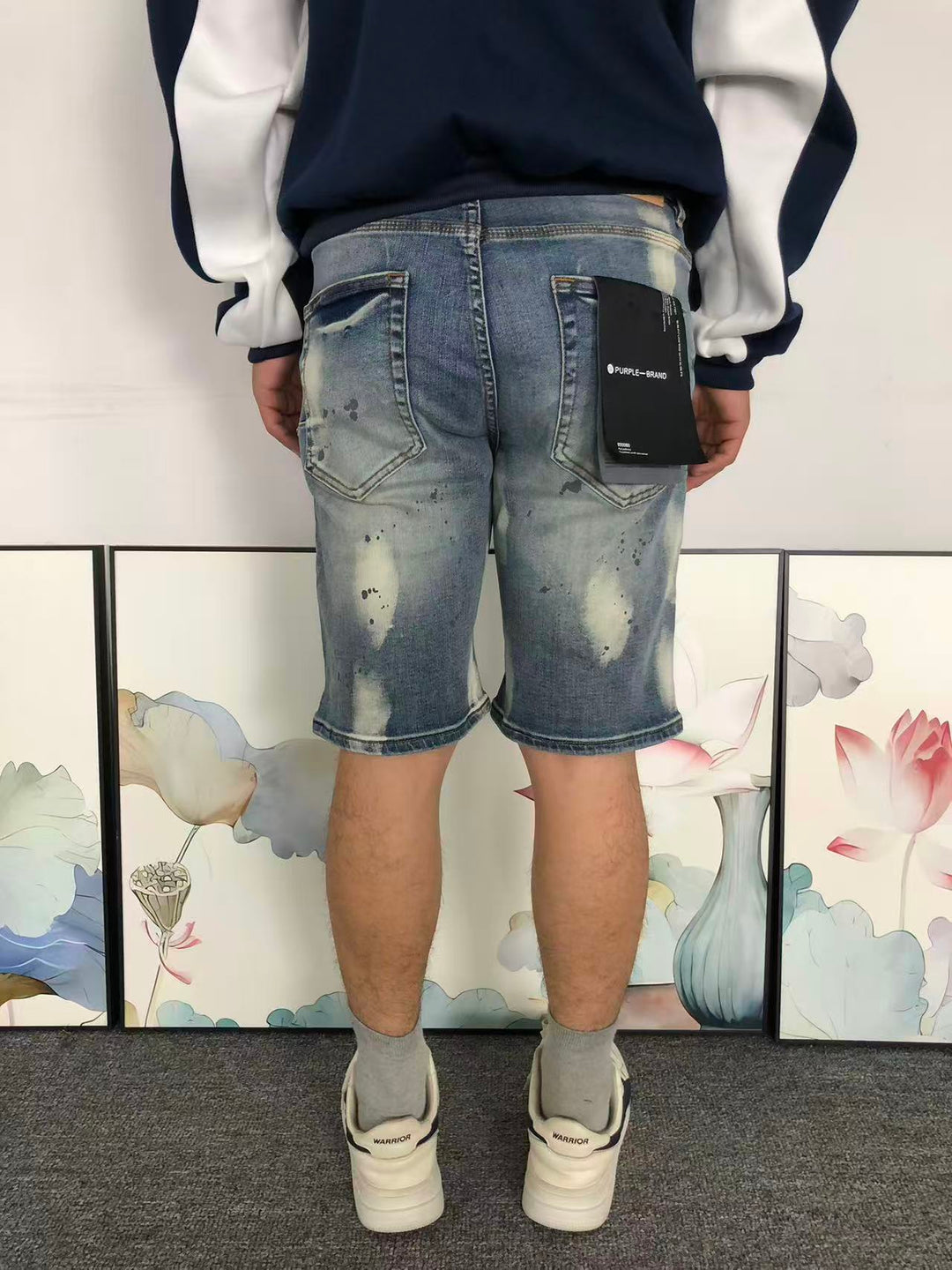 P - SHORTS