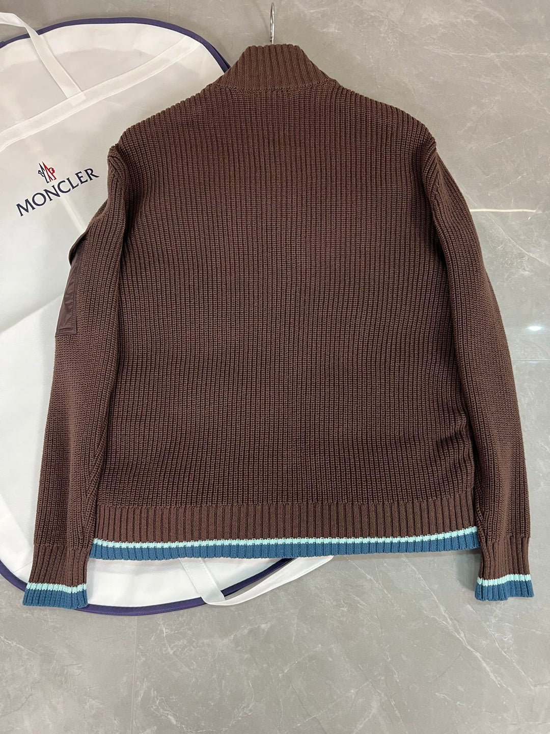 P - CARDIGAN