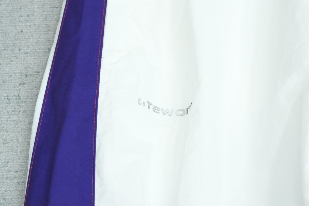 C - SWEATPANTS