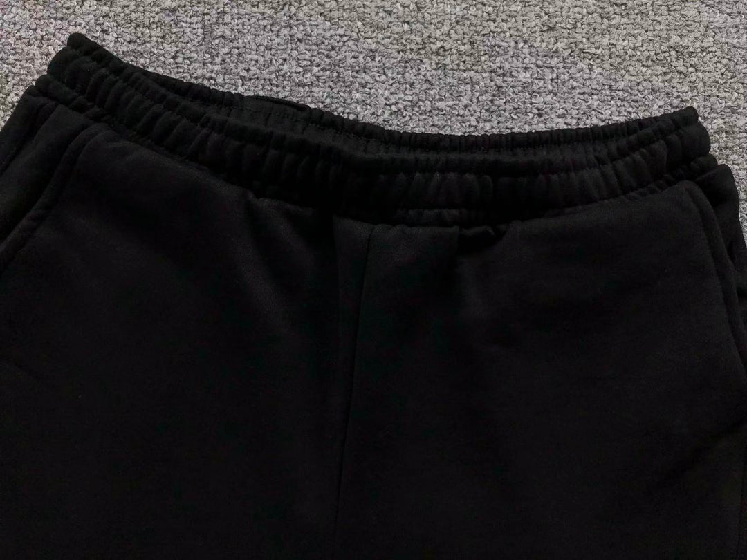M - SHORTS