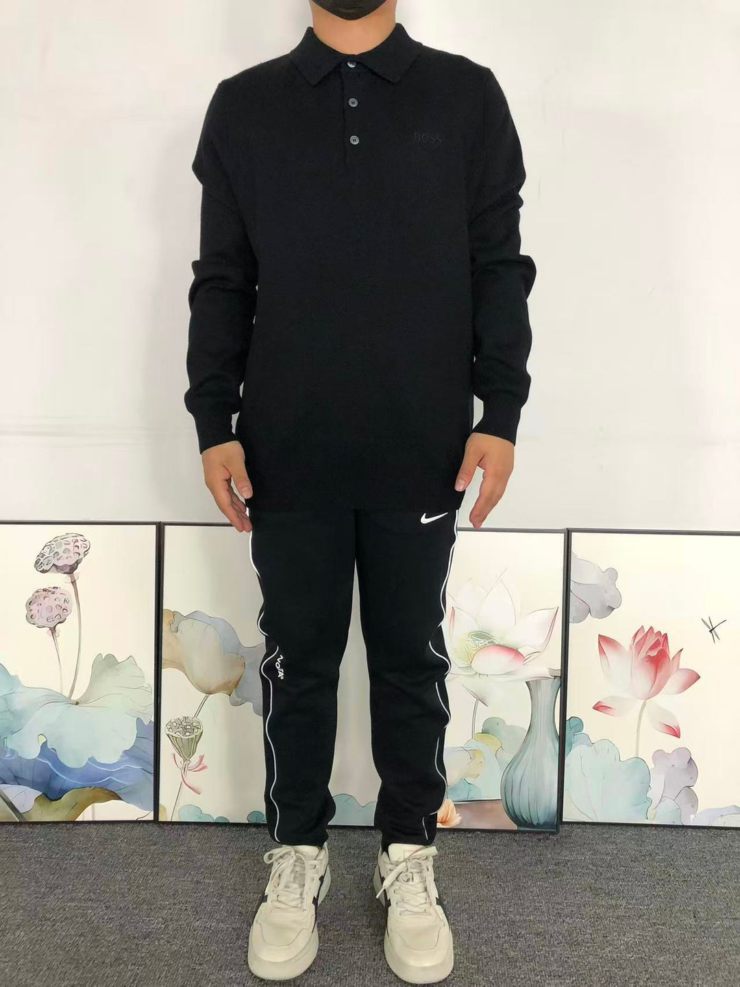 H - SWEATER