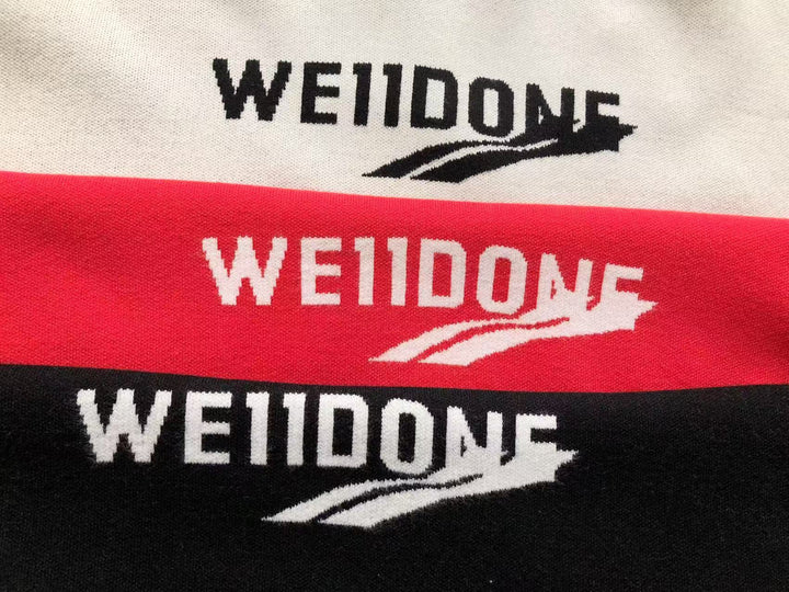 W - SWEATER