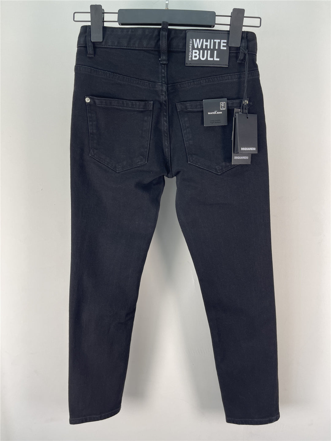 D - JEANS