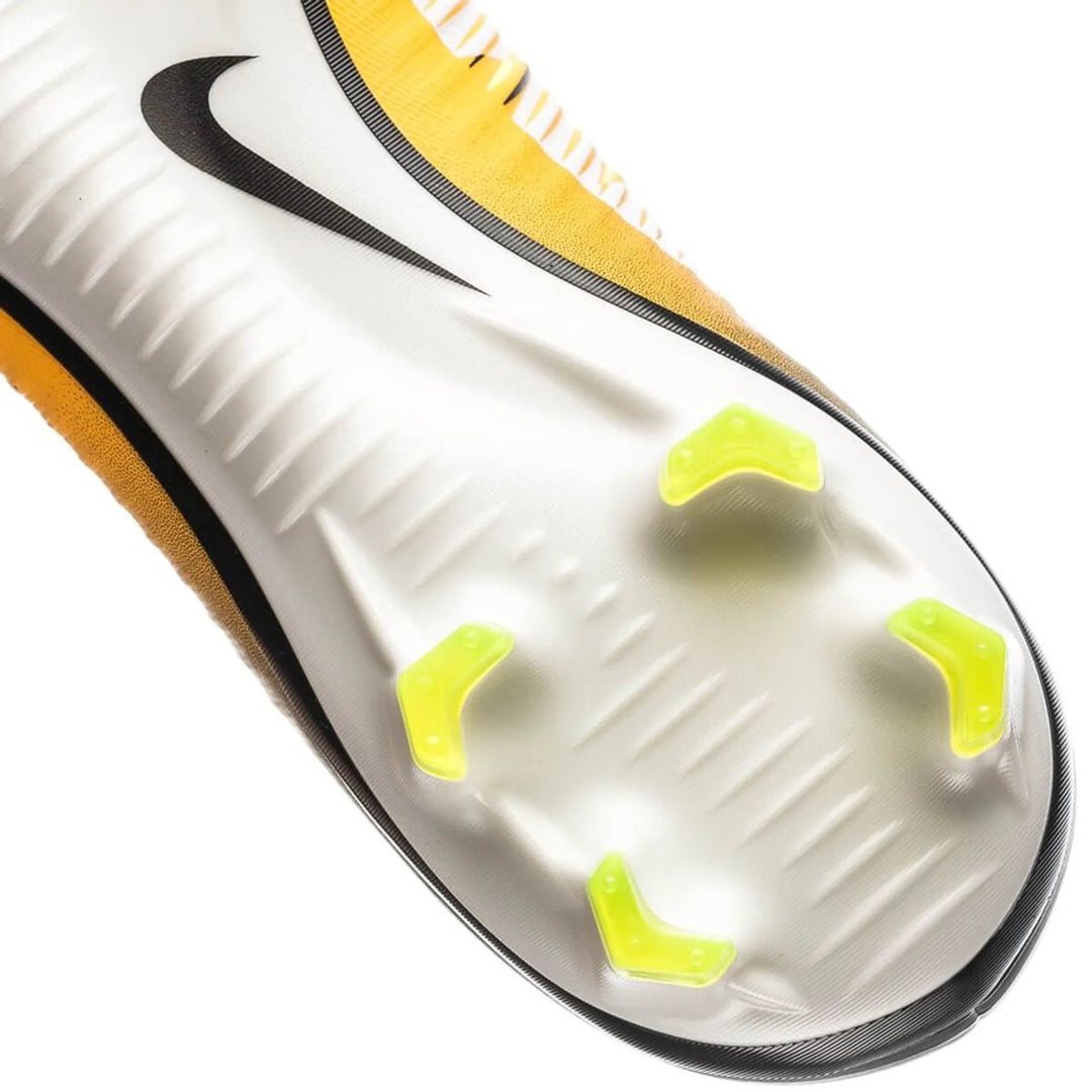 M - FUSSBALLSCHUHE