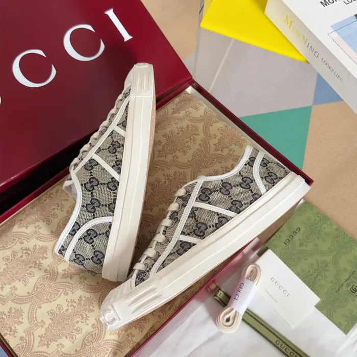 GG - SNEAKERS