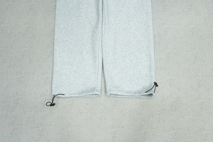 M - SWEATPANTS