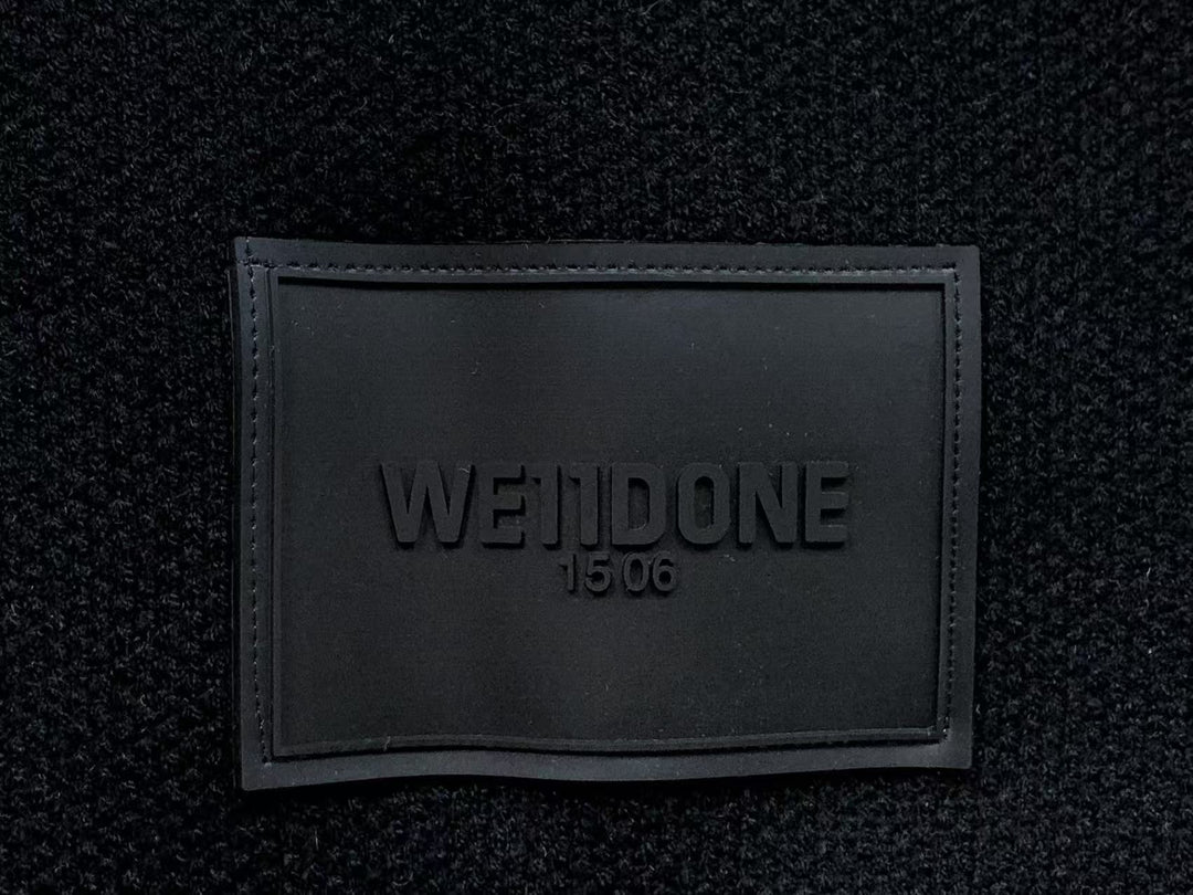 W - SWEATER