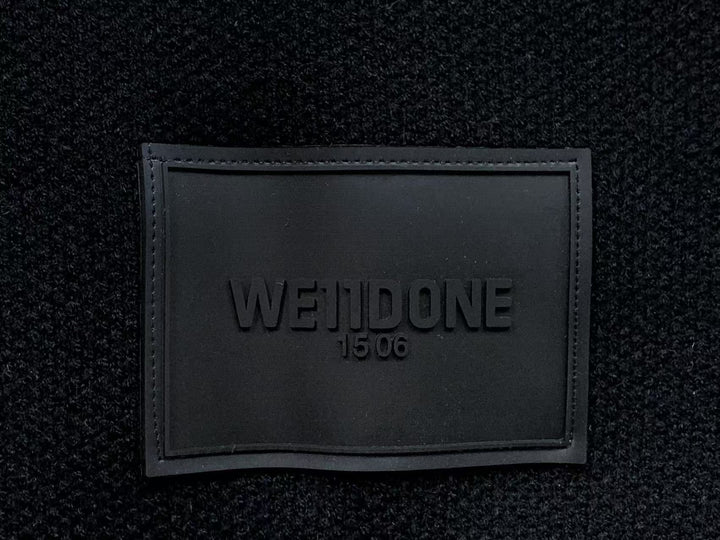 W - SWEATER