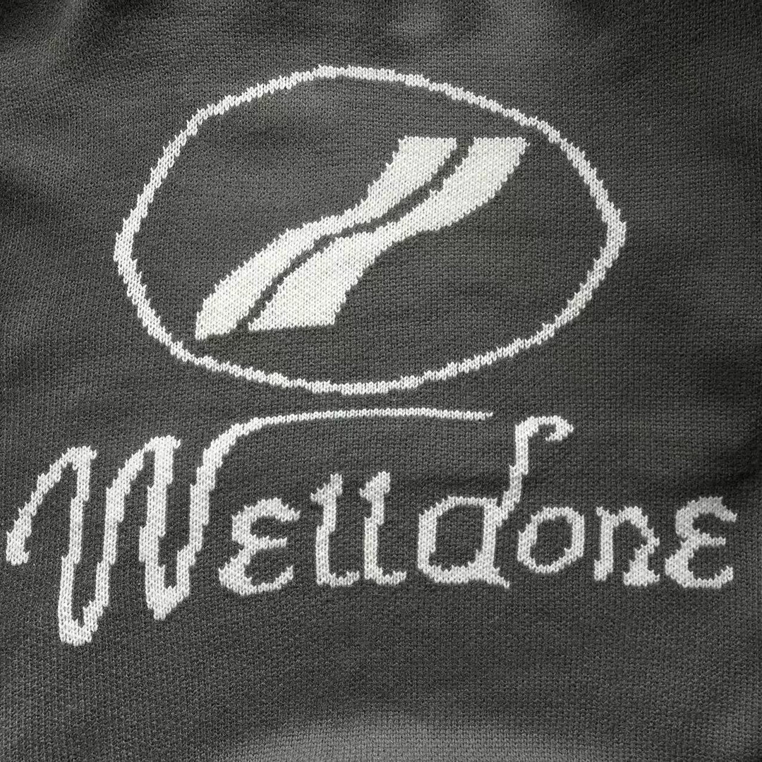 W - SWEATER