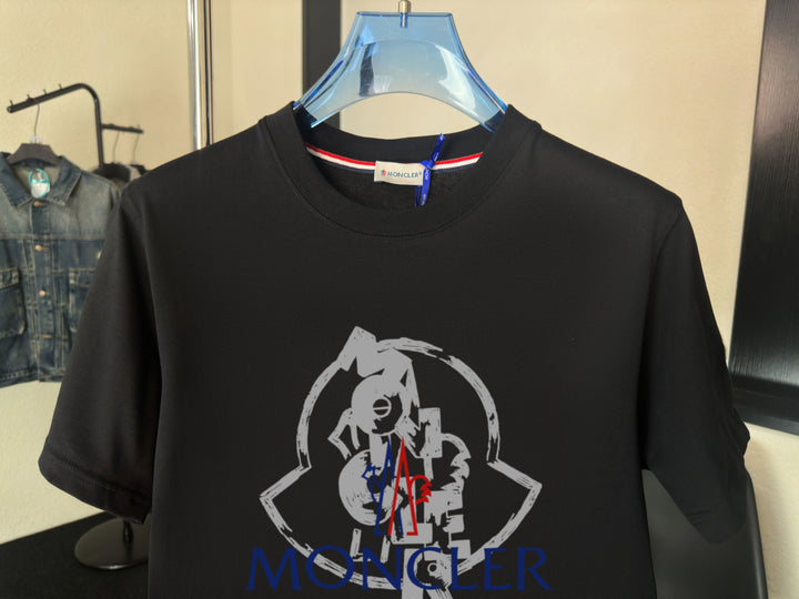 M - TSHIRT