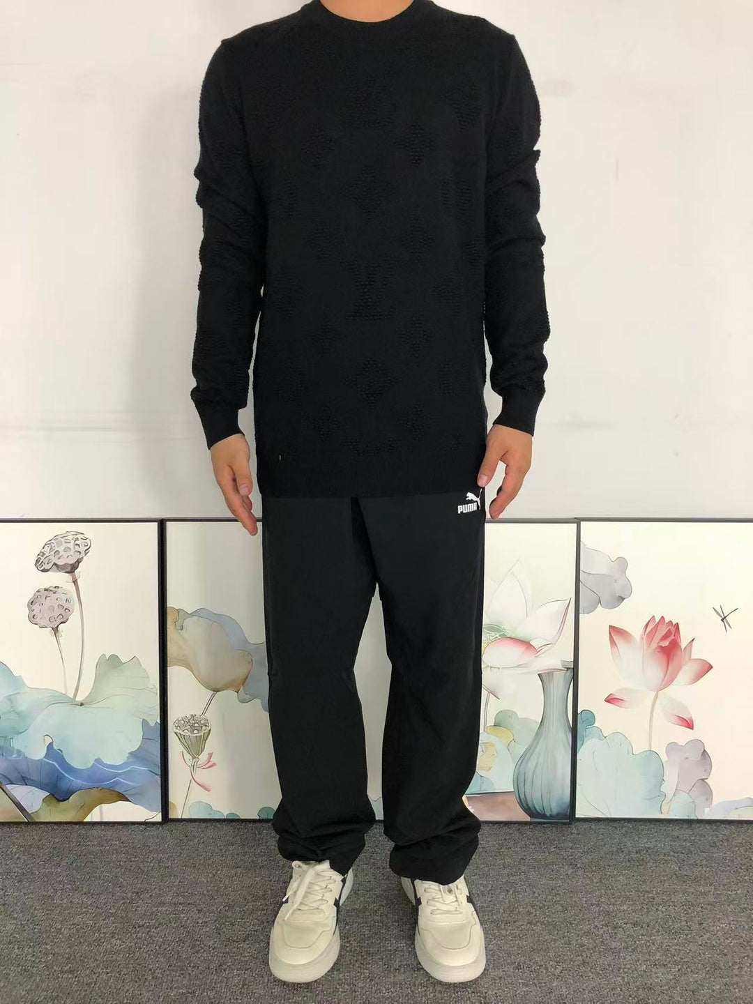 L - SWEATER