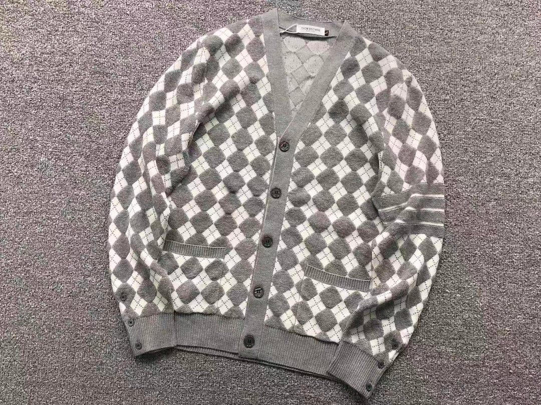 T - SWEATER